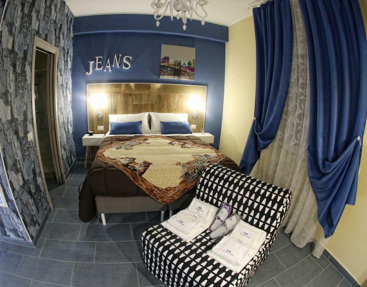 Bed and Breakfast La Casa Di Luce à Reggio de Calabre Extérieur photo
