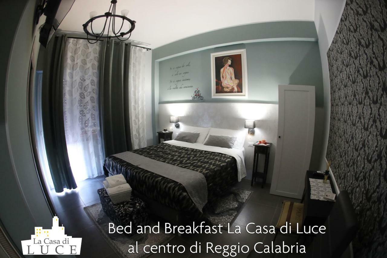 Bed and Breakfast La Casa Di Luce à Reggio de Calabre Extérieur photo